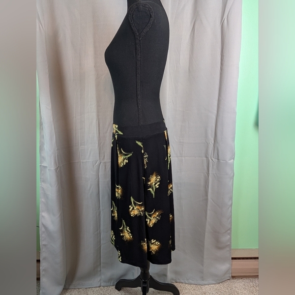 LuLaRoe Black and Yellow A-Line Midi Skirt Asymmetrical - Picture 3 of 6